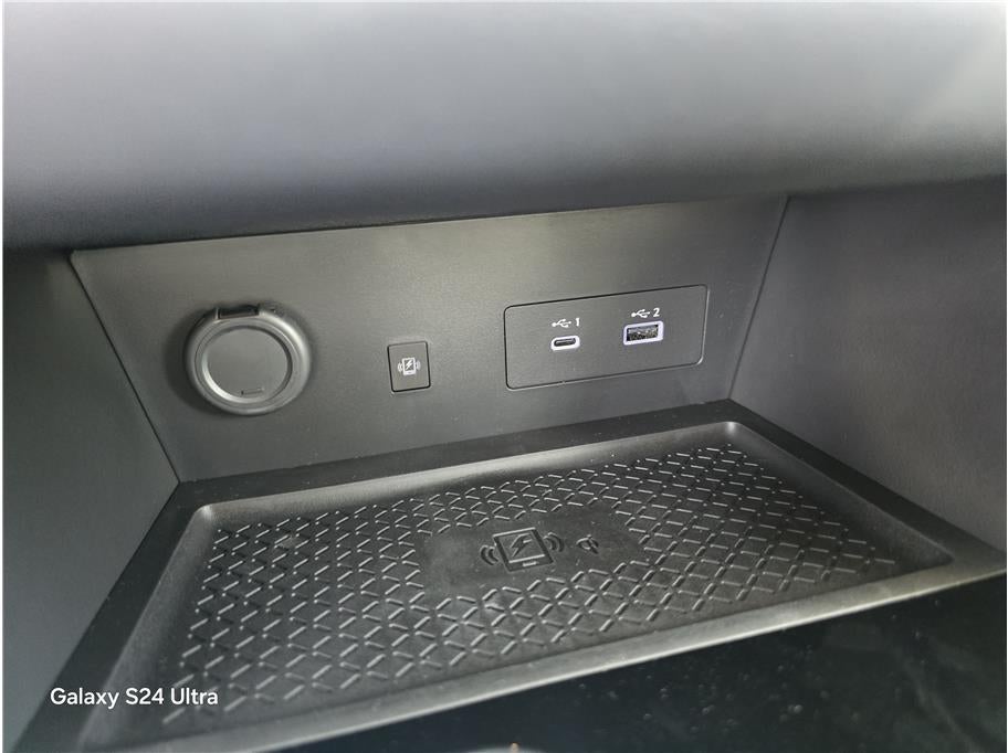 2025 Nissan Pathfinder SL Sport Utility 4D