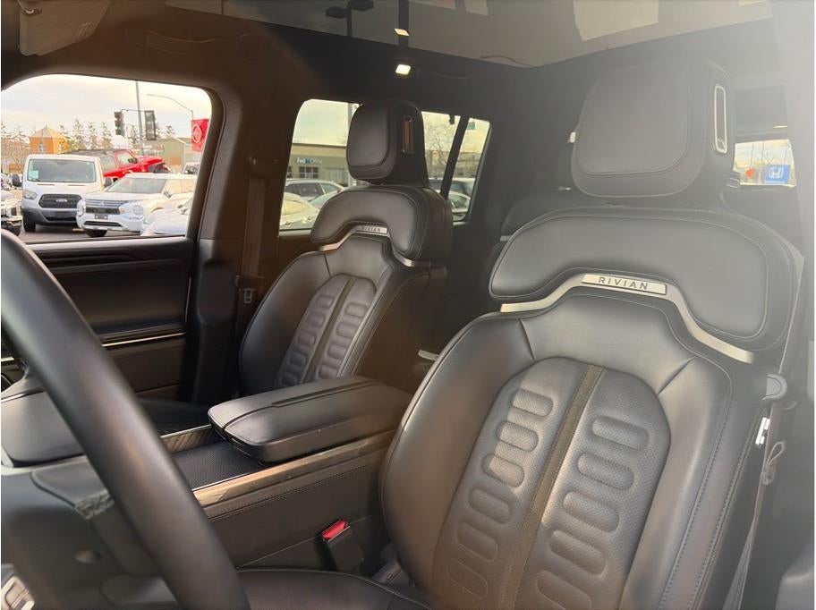 2023 Rivian R1S Adventure Sport Utility 4D