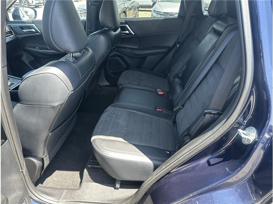 2024 Mitsubishi Outlander SE Sport Utility 4D