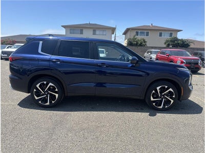 2024 Mitsubishi Outlander SE Sport Utility 4D