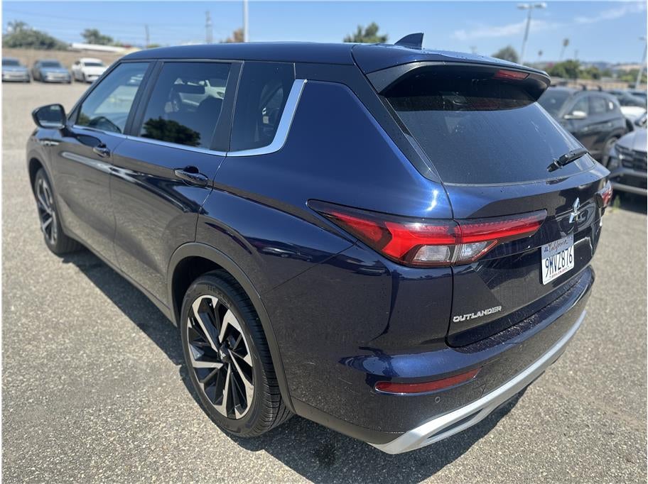 2024 Mitsubishi Outlander SE Sport Utility 4D