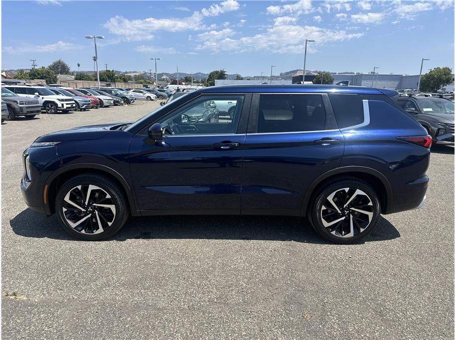 2024 Mitsubishi Outlander SE Sport Utility 4D