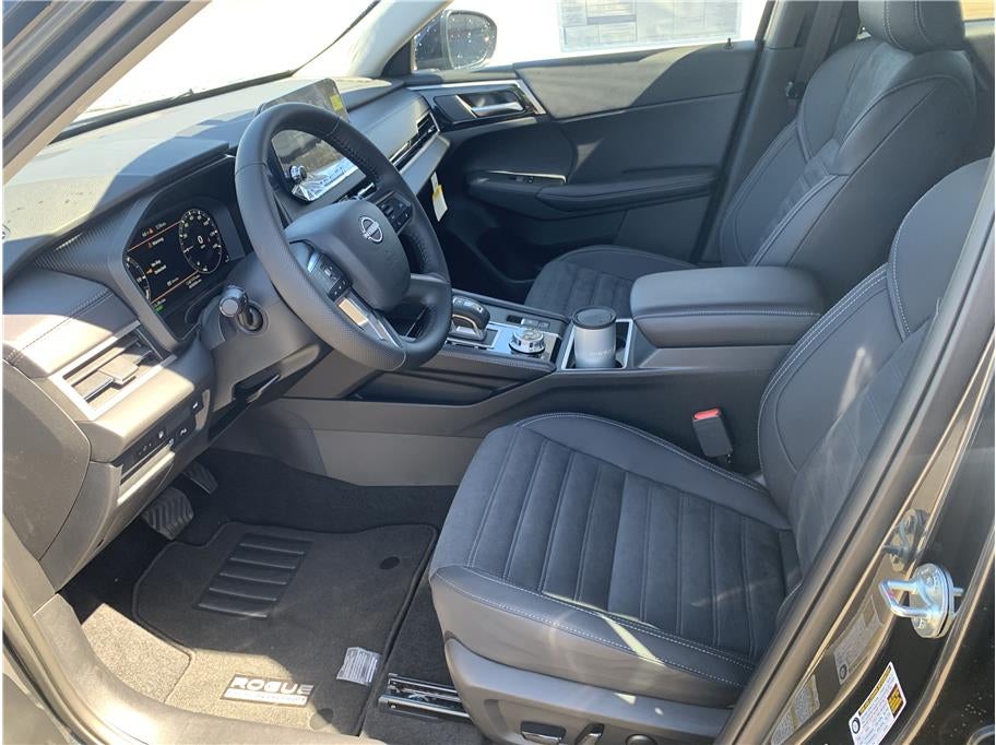 2026 Nissan Rogue PHEV SL