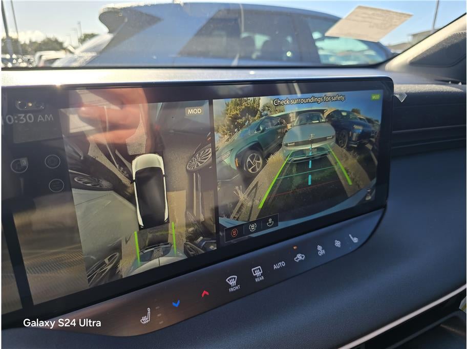 2026 Nissan LEAF PLATINUM PLUS Hatchback 4D