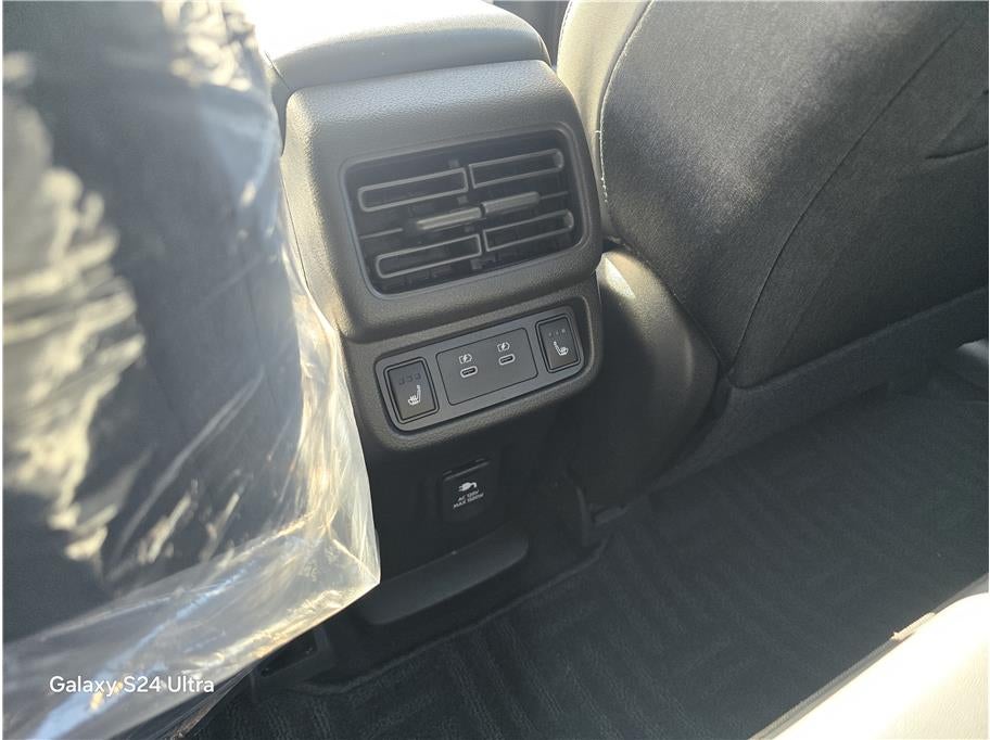 2026 Nissan LEAF PLATINUM PLUS Hatchback 4D