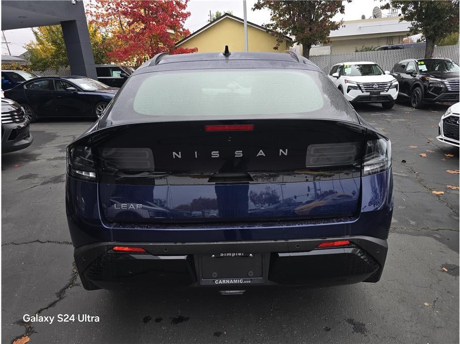 2026 Nissan LEAF PLATINUM PLUS Hatchback 4D