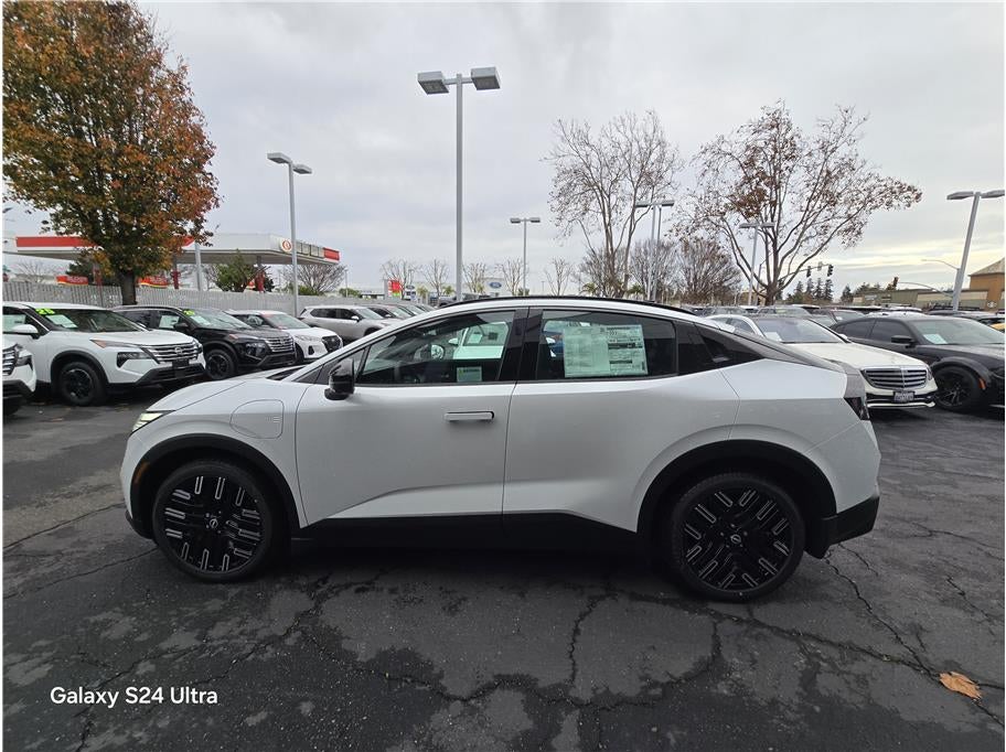 2026 Nissan LEAF PLATINUM PLUS Hatchback 4D