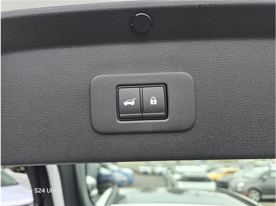 2026 Nissan LEAF PLATINUM PLUS Hatchback 4D