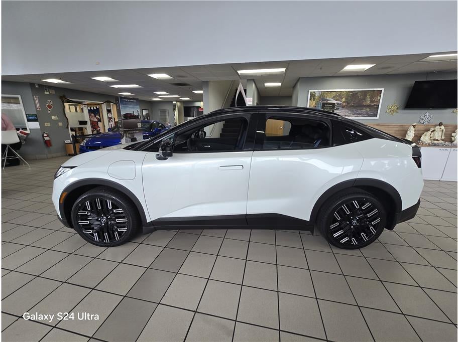 2026 Nissan LEAF PLATINUM PLUS Hatchback 4D