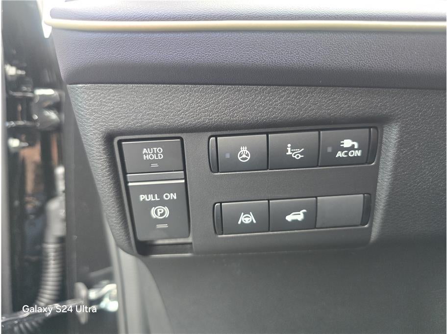 2026 Nissan LEAF PLATINUM PLUS Hatchback 4D