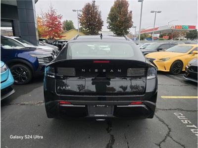 2026 Nissan LEAF PLATINUM PLUS Hatchback 4D