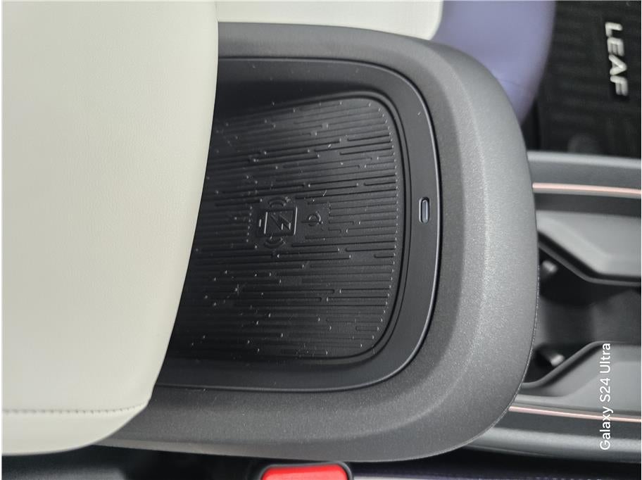 2026 Nissan LEAF PLATINUM PLUS Hatchback 4D