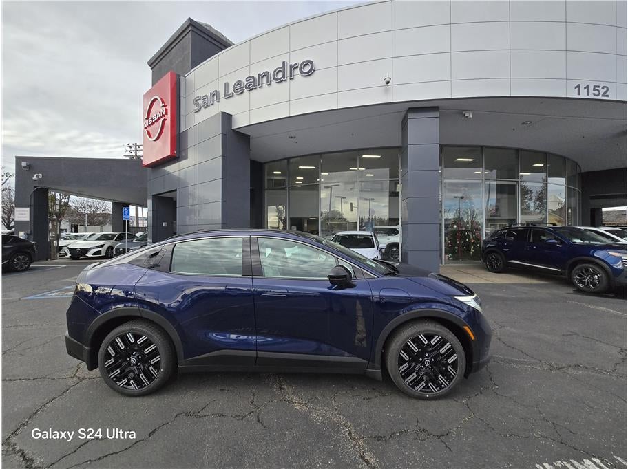 2026 Nissan LEAF PLATINUM PLUS Hatchback 4D