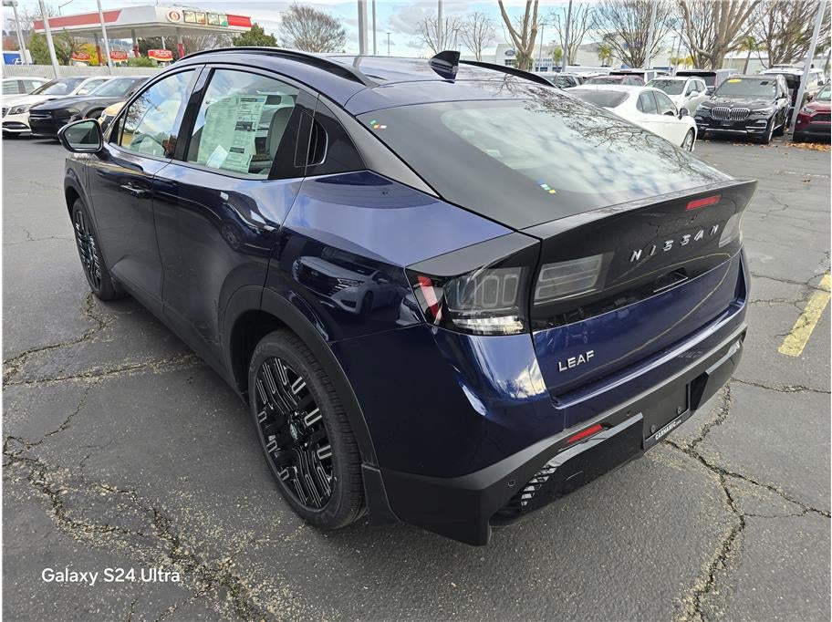 2026 Nissan LEAF PLATINUM PLUS Hatchback 4D