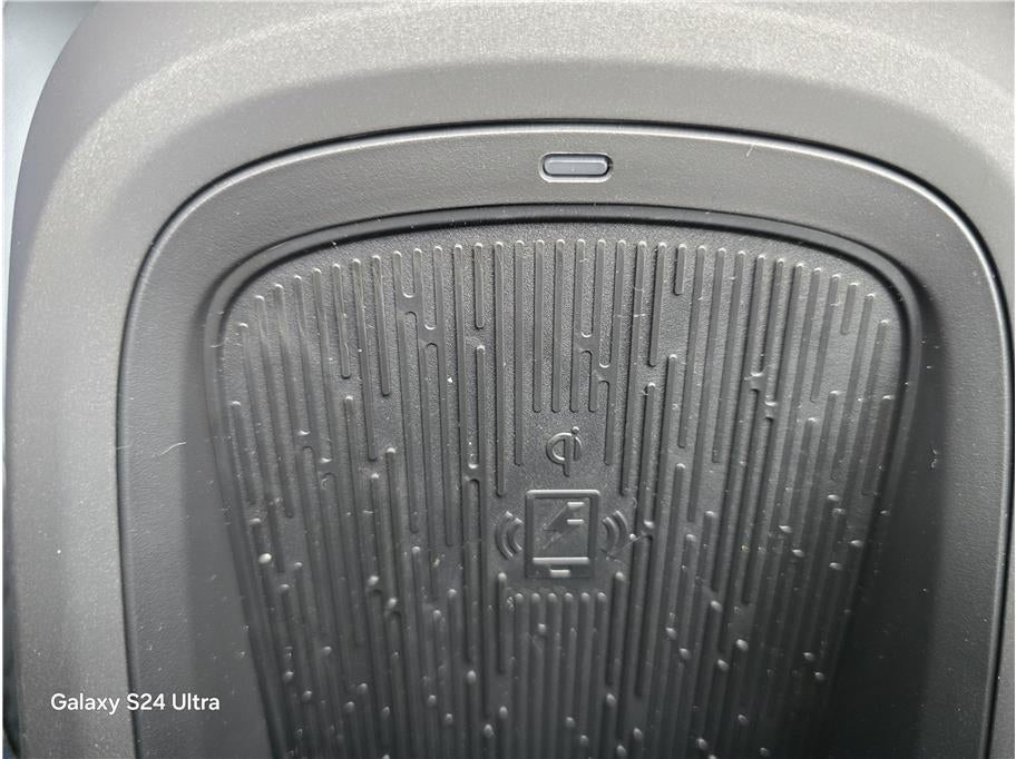 2026 Nissan LEAF PLATINUM PLUS Hatchback 4D