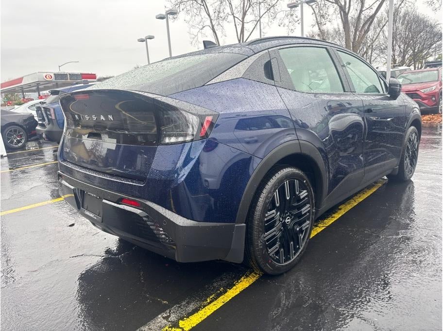 2026 Nissan LEAF PLATINUM PLUS Hatchback 4D