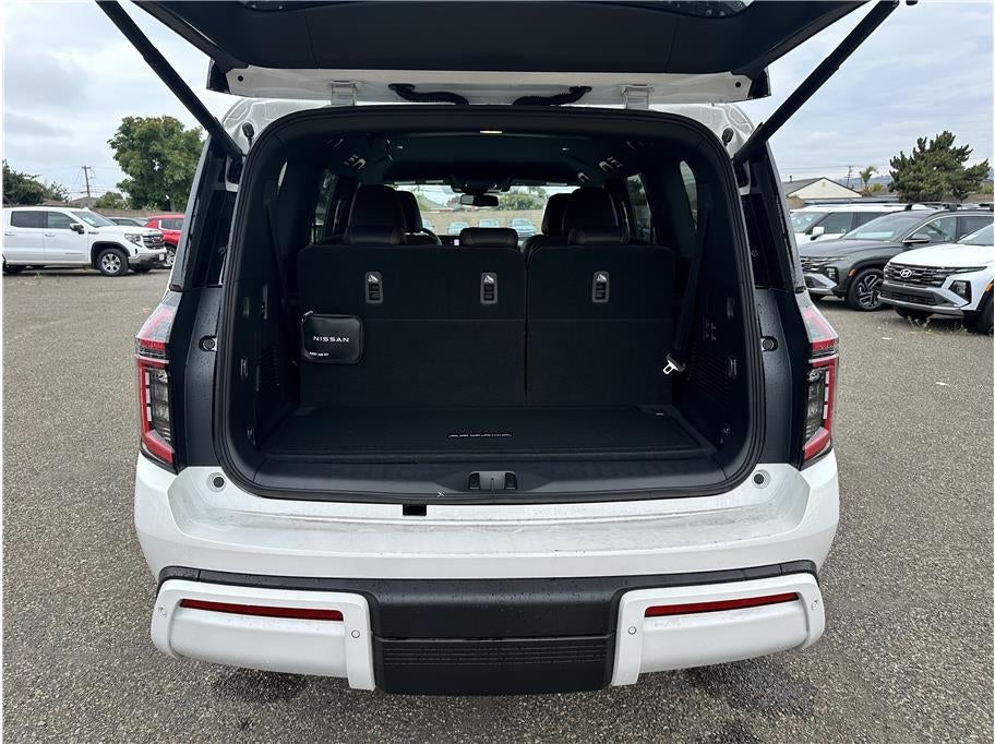 2026 Nissan Armada SL Sport Utility 4D