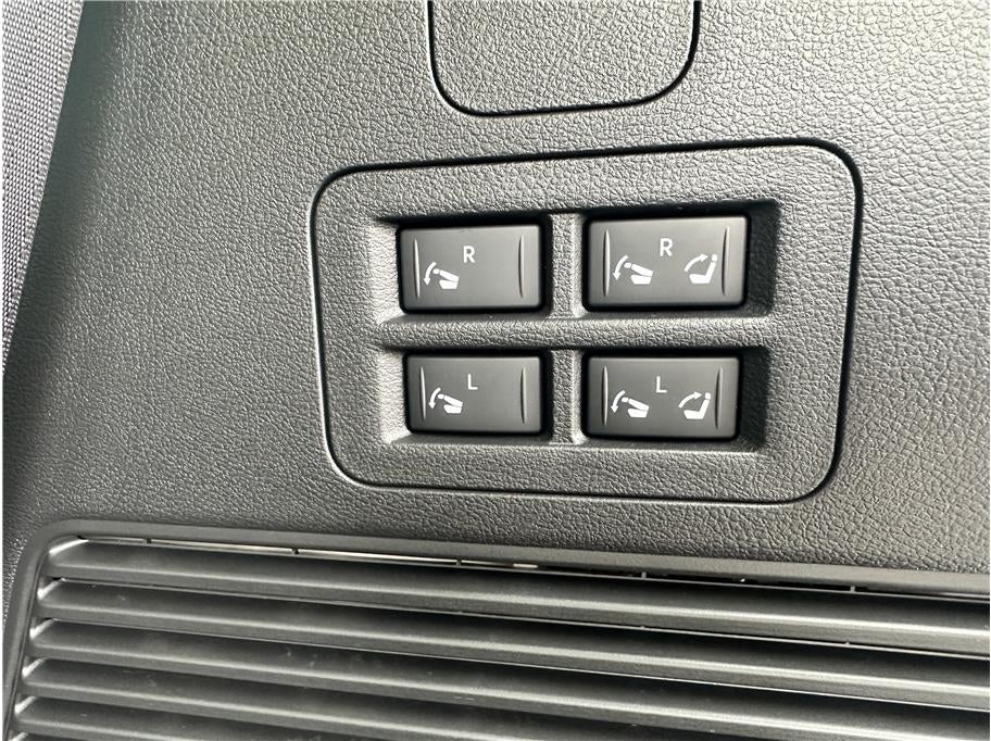 2026 Nissan Armada SL Sport Utility 4D