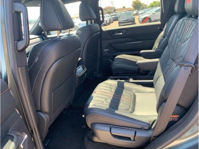 2026 Nissan Armada PRO-4X Sport Utility 4D