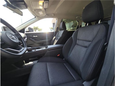 2024 Nissan Rogue SV Sport Utility 4D