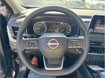 2025 Nissan Rogue SV Sport Utility 4D