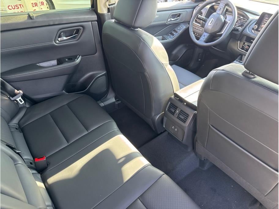 2025 Nissan Rogue SV Sport Utility 4D