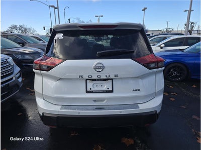 2025 Nissan Rogue SV Sport Utility 4D