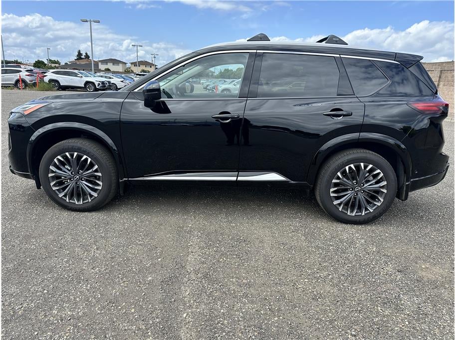 2025 Nissan Rogue Platinum Sport Utility 4D