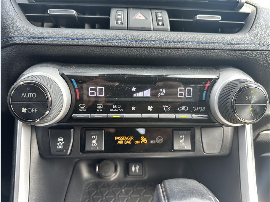 2019 Toyota RAV4 Hybrid XSE Sport Utility 4D