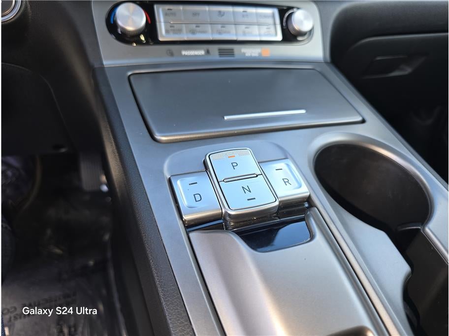 2022 Hyundai Kona Electric Limited Sport Utility 4D