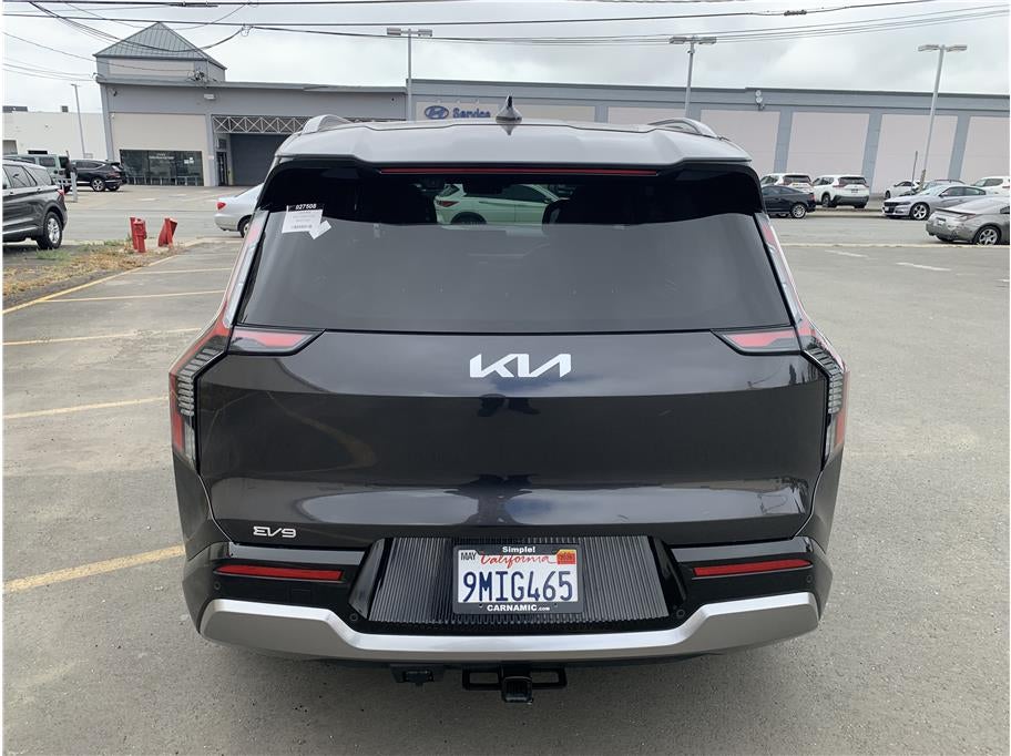 2024 Kia EV9 Land Sport Utility 4D