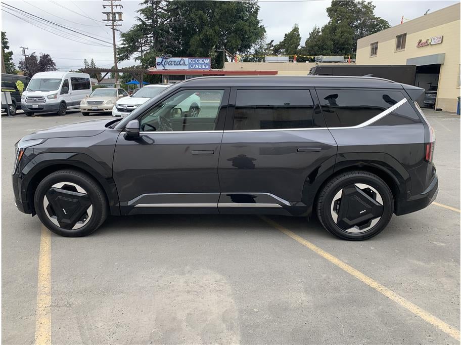 2024 Kia EV9 Land Sport Utility 4D