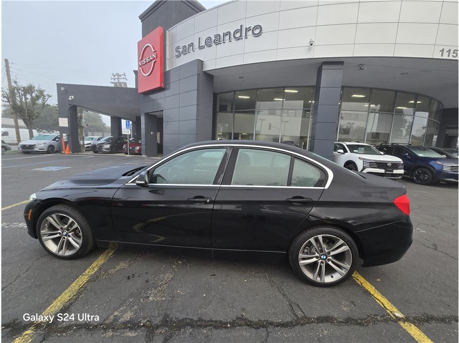 2018 BMW 3 Series 330i Sedan 4D