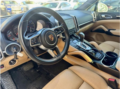 2018 Porsche Cayenne Sport Utility 4D