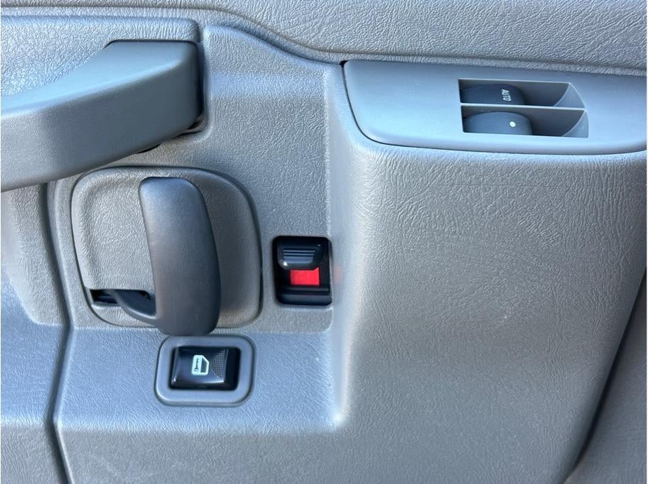 2017 Chevrolet Express 2500 Passenger LS Van 3D