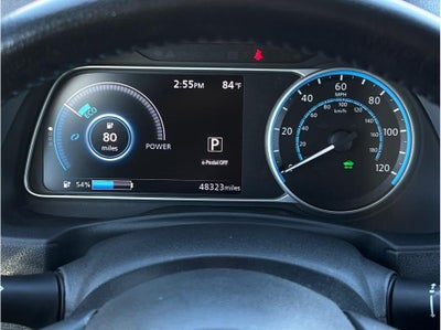 2018 Nissan LEAF SV Hatchback 4D