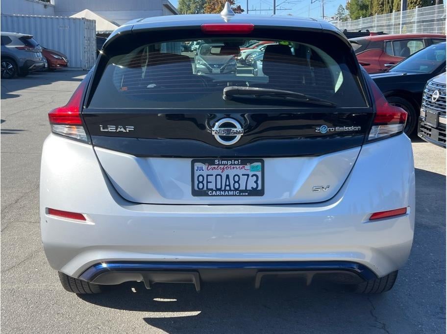2018 Nissan LEAF SV Hatchback 4D