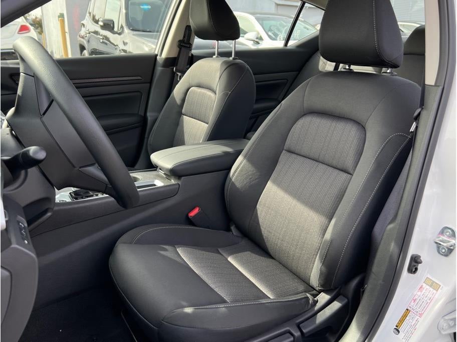 2025 Nissan Altima 2.5 S Sedan 4D