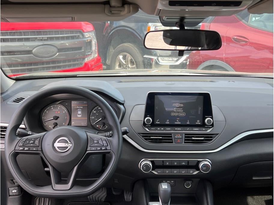 2025 Nissan Altima S