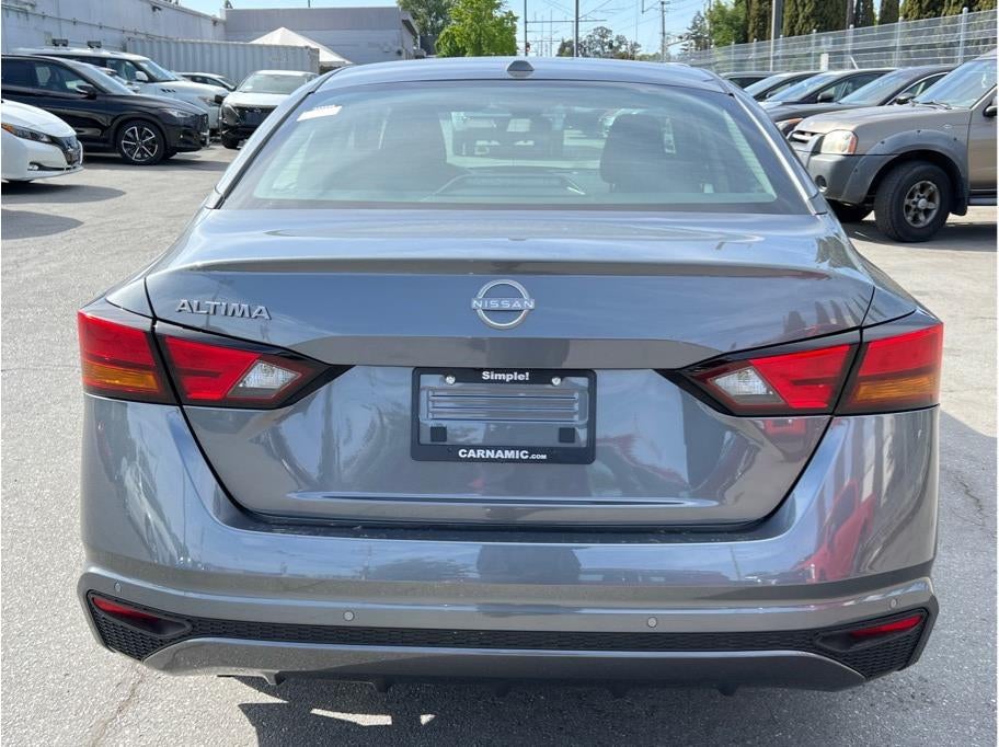 2025 Nissan Altima S