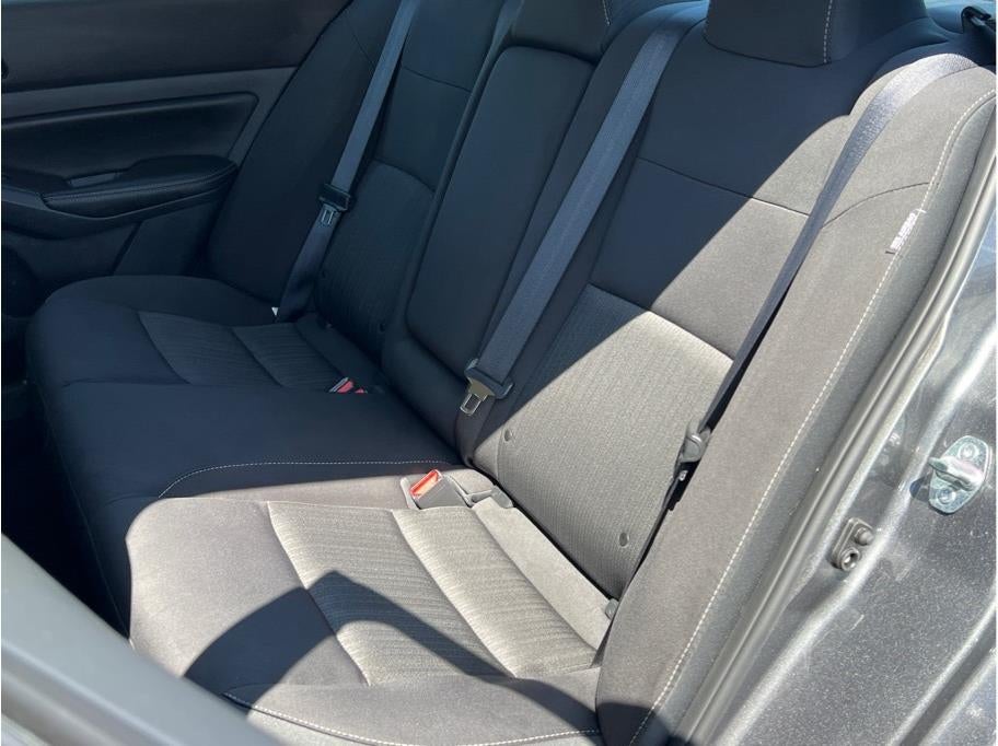 2025 Nissan Altima 2.5 SV Sedan 4D
