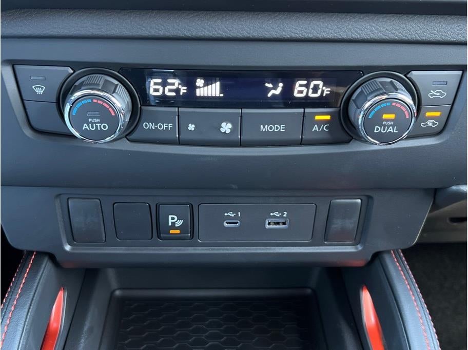 2025 Nissan Frontier PRO-4X Pickup 4D 5 ft