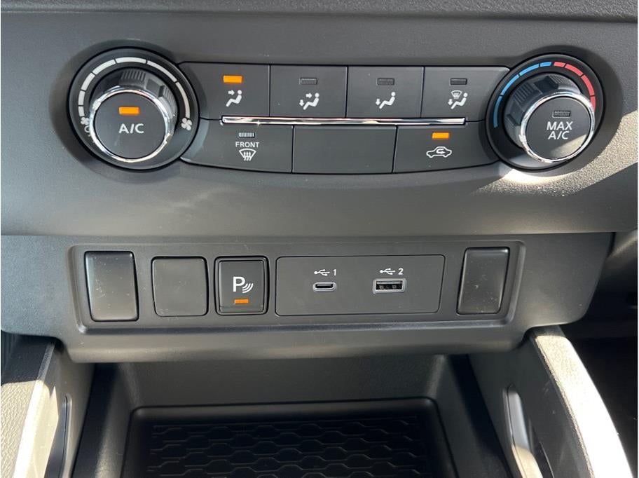 2026 Nissan Frontier SV Crew Cab