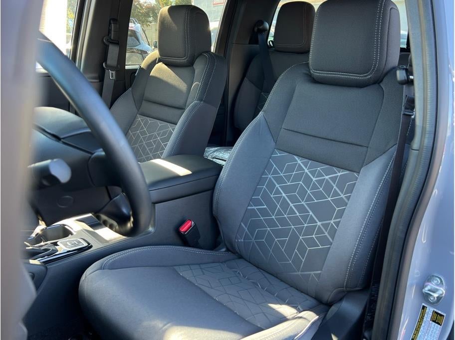 2026 Nissan Frontier SV Crew Cab