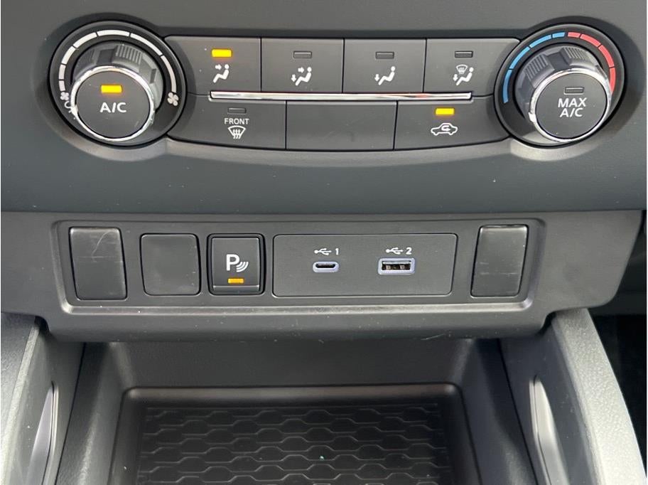 2026 Nissan Frontier SV Crew Cab