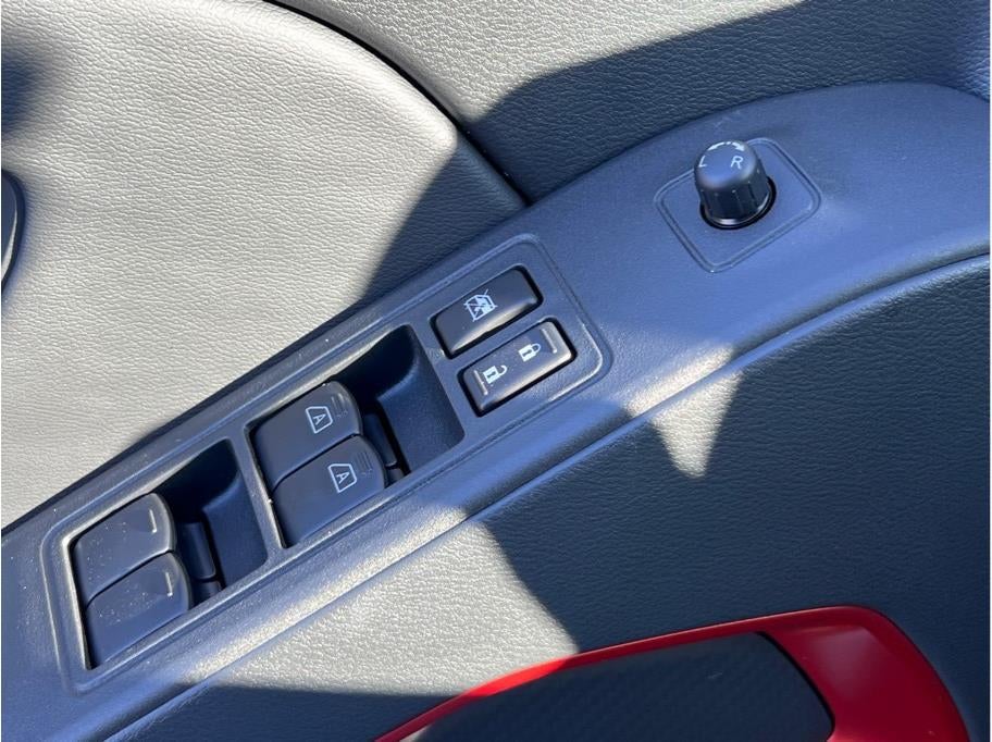 2026 Nissan Frontier SV Sport Utility 4D