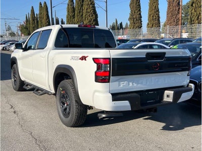 2026 Nissan Frontier SV Sport Utility 4D