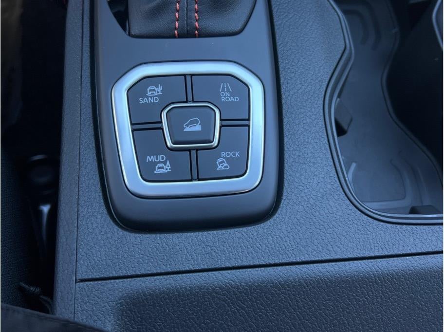 2026 Nissan Frontier Crew Cab SV Pickup 4D 6 ft