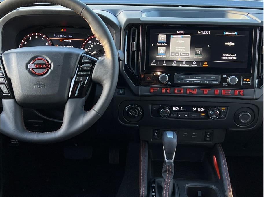 2026 Nissan Frontier Crew Cab PRO-4X Pickup 4D 6 ft