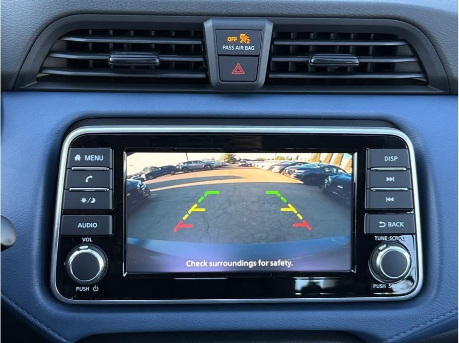 2025 Nissan Versa SV